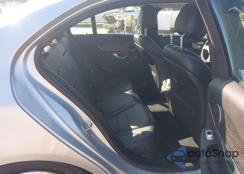 2016 Mercedes-Benz C 300 из США, поврежденный, VIN 55SWF4JB6GU150463